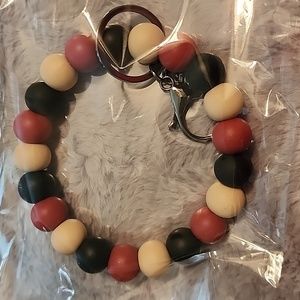 Silicone bead keychain